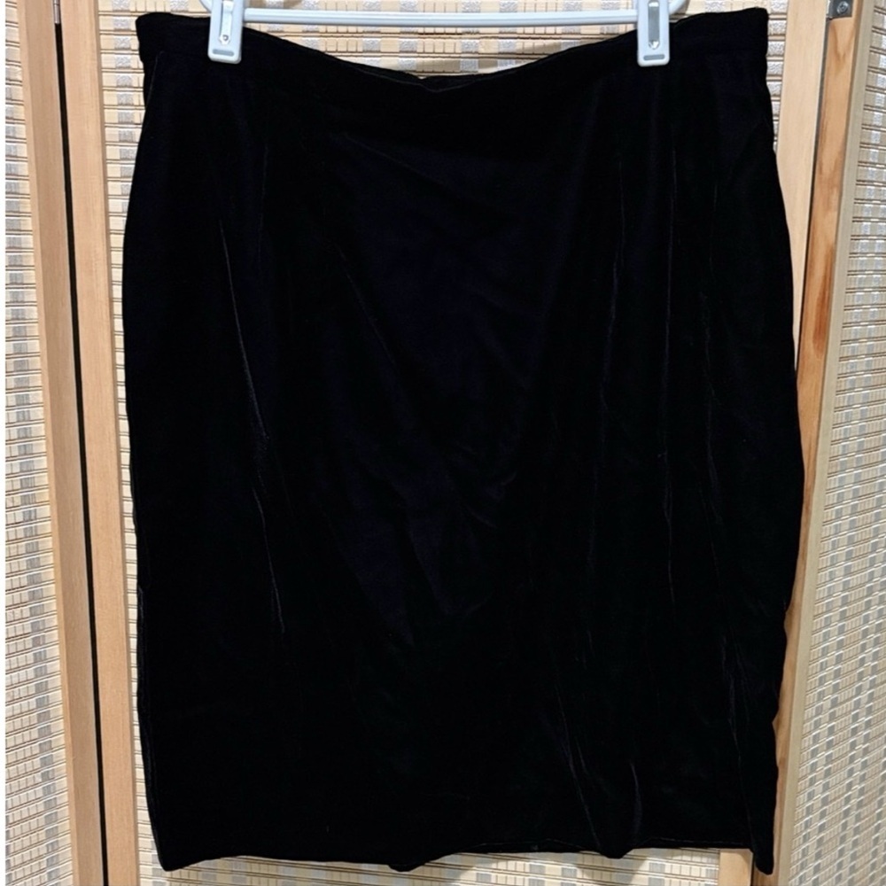 Vintage 90s Talbots Black Velvet Midi Pencil Skirt Office Siren Corporate Goth